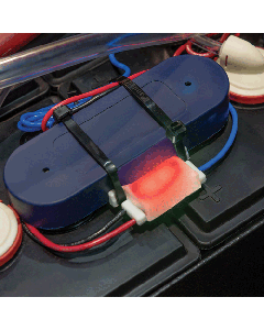 Elektrolyt niveau indicator Smart Blinky Remote op truck
